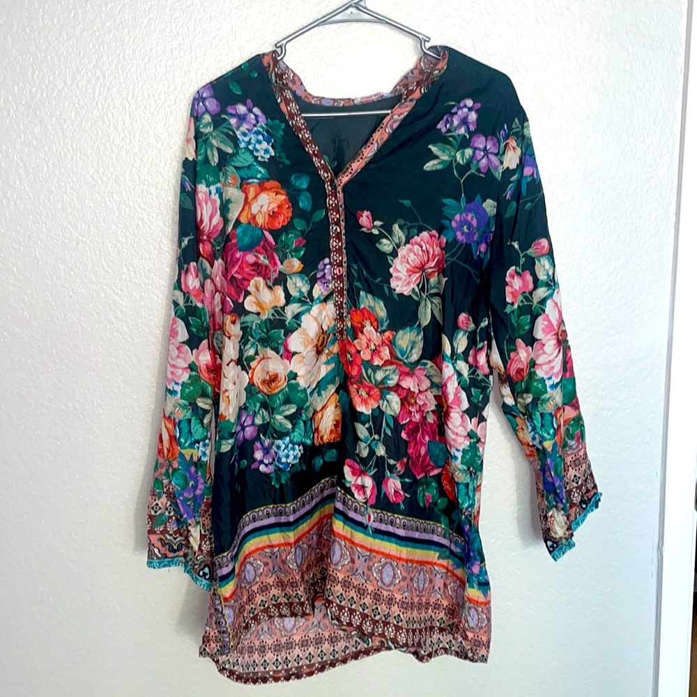 Johnny Was Long Sleeve tunic. Washable silk. Multi coloured. Size Large